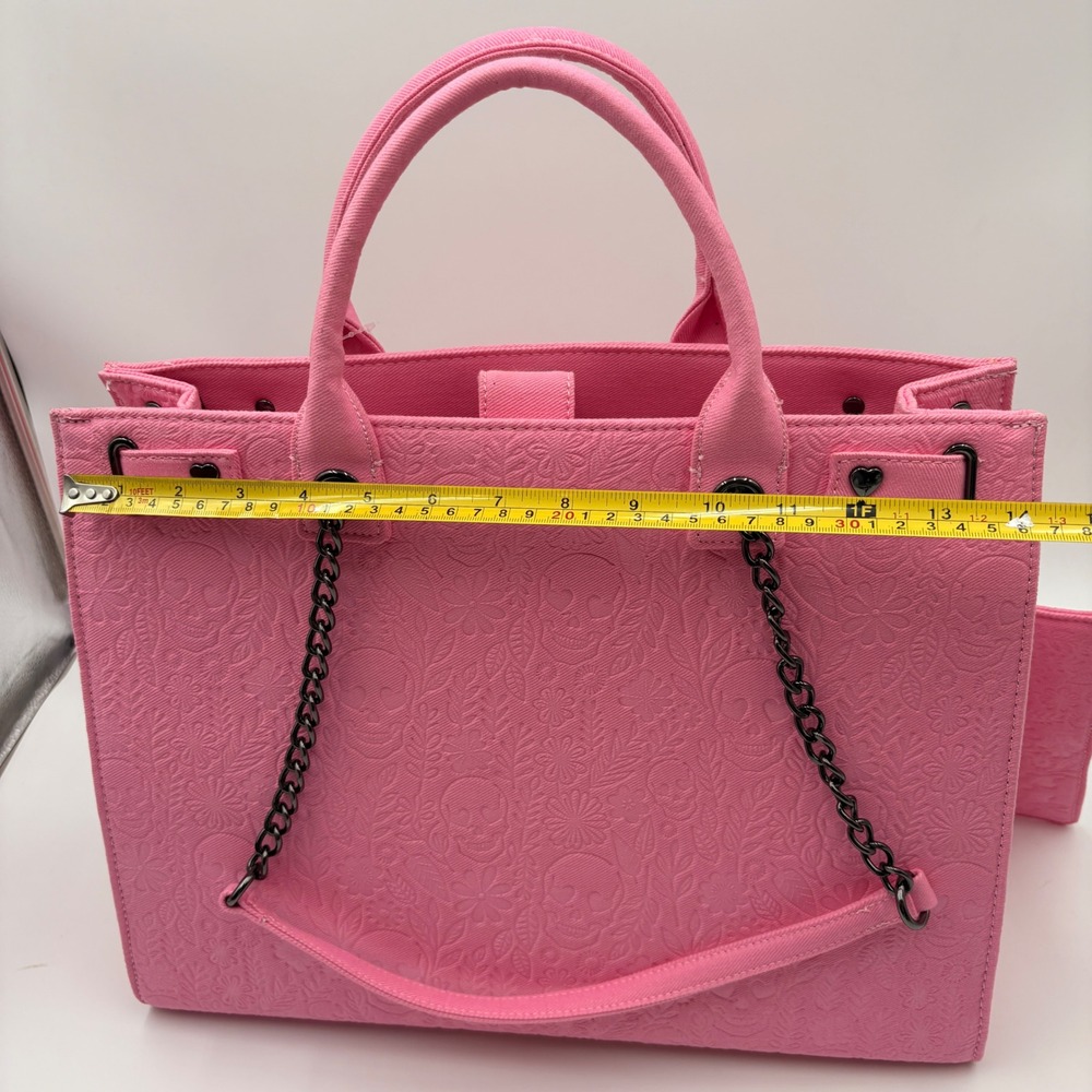 Betsey Johnson Pink Embossed Skull Tote Bag with Detachable Pouch New - Picture 11 of 14